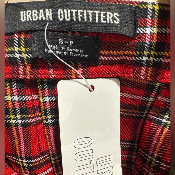 Urban Outfitters Red Pleated Mini Skirt - Picture 4 of 5